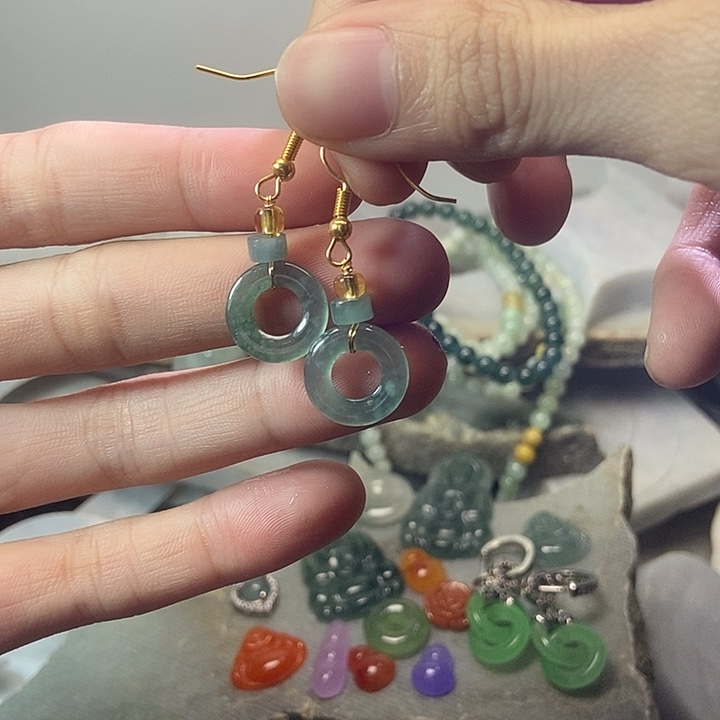 翡翠未镶嵌颈饰367233222