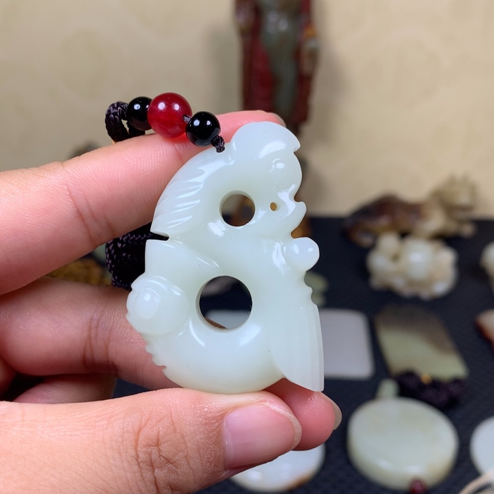 飛***和田玉未镶嵌挂件