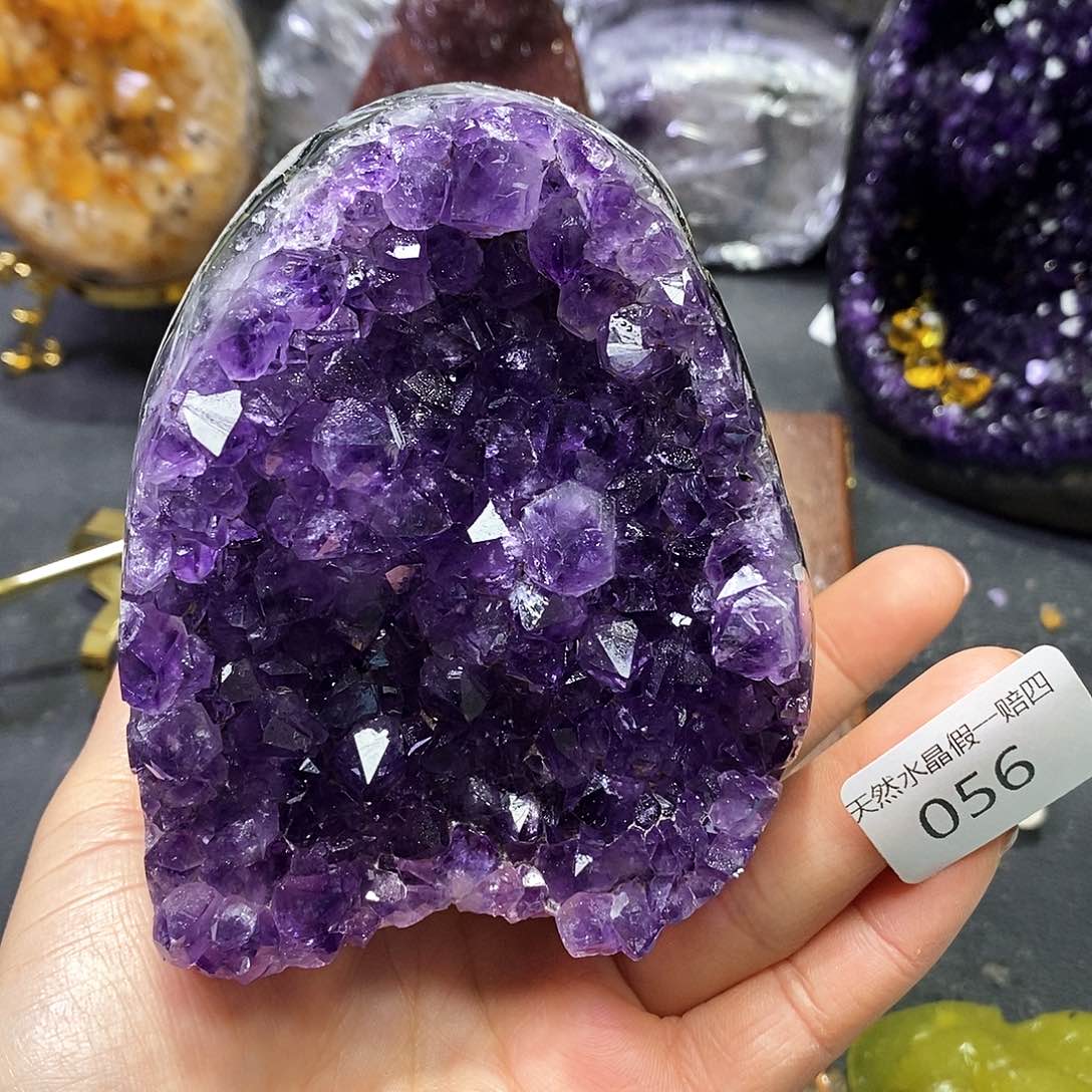 水晶大型摆件（非配饰）未镶嵌