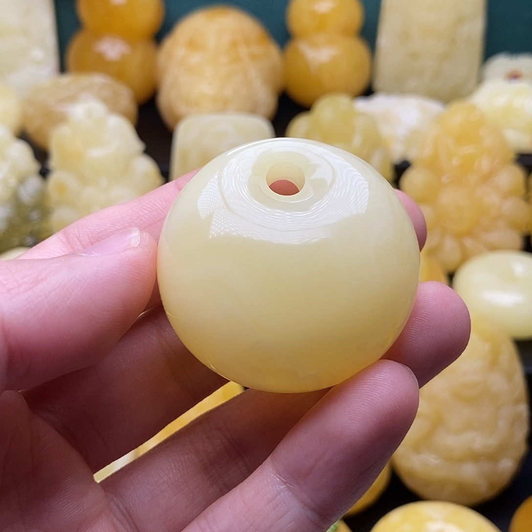琥珀颈饰未镶嵌琥珀蜜蜡吊坠