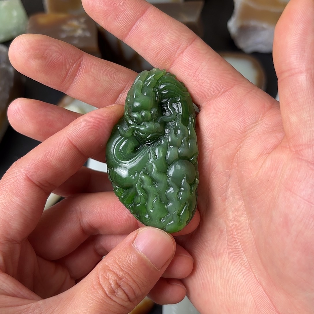 和田玉未镶嵌挂件