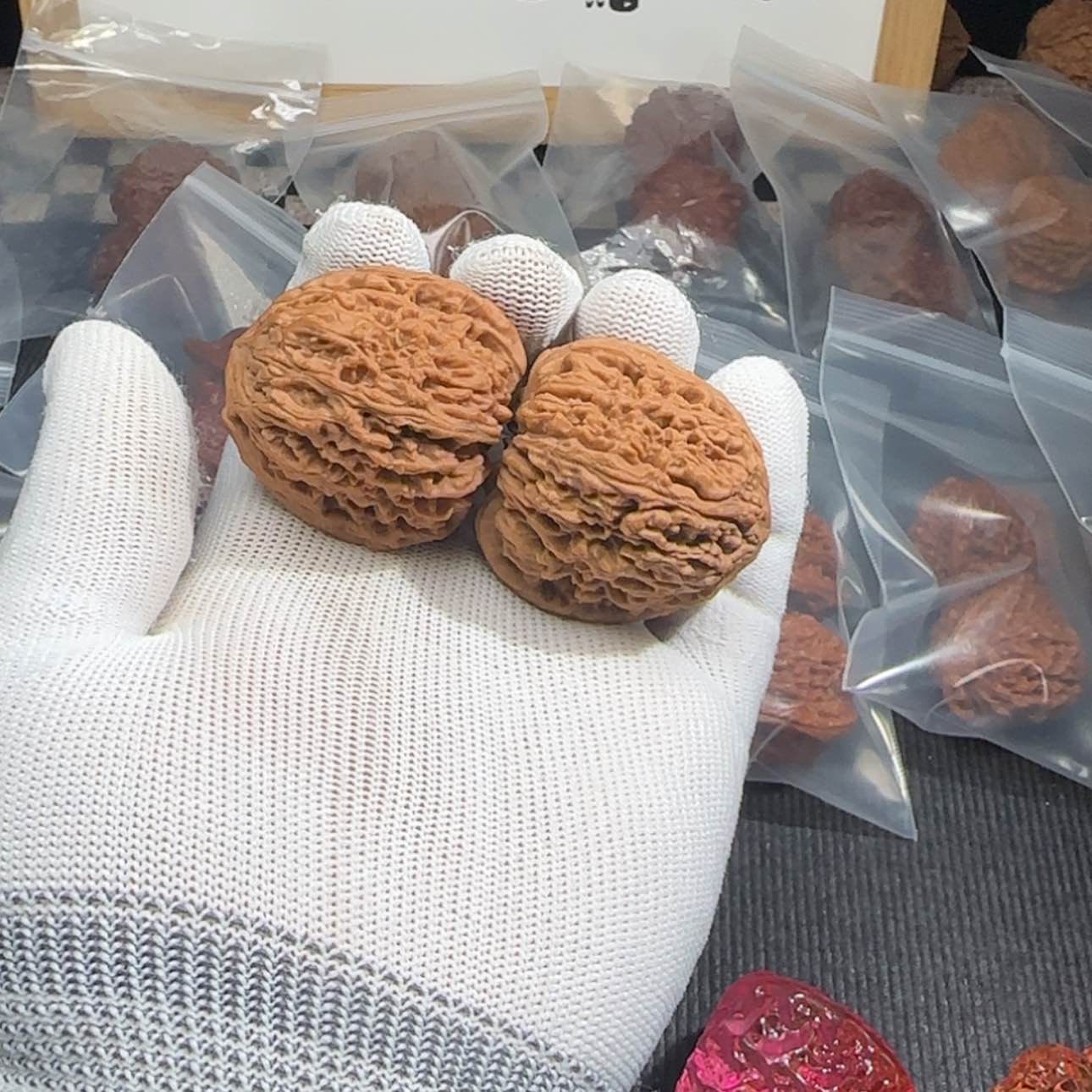 【闪购商品】文玩核桃把件南疆