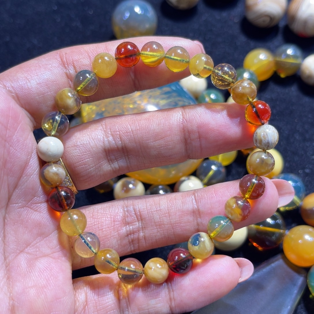 琥珀未镶嵌手串多宝0.8