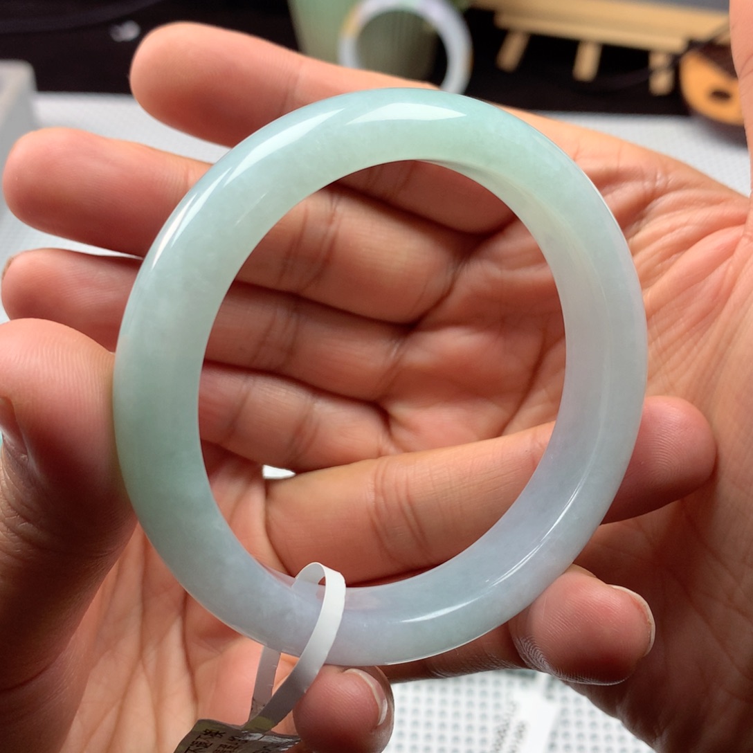 翡翠手镯未镶嵌23号