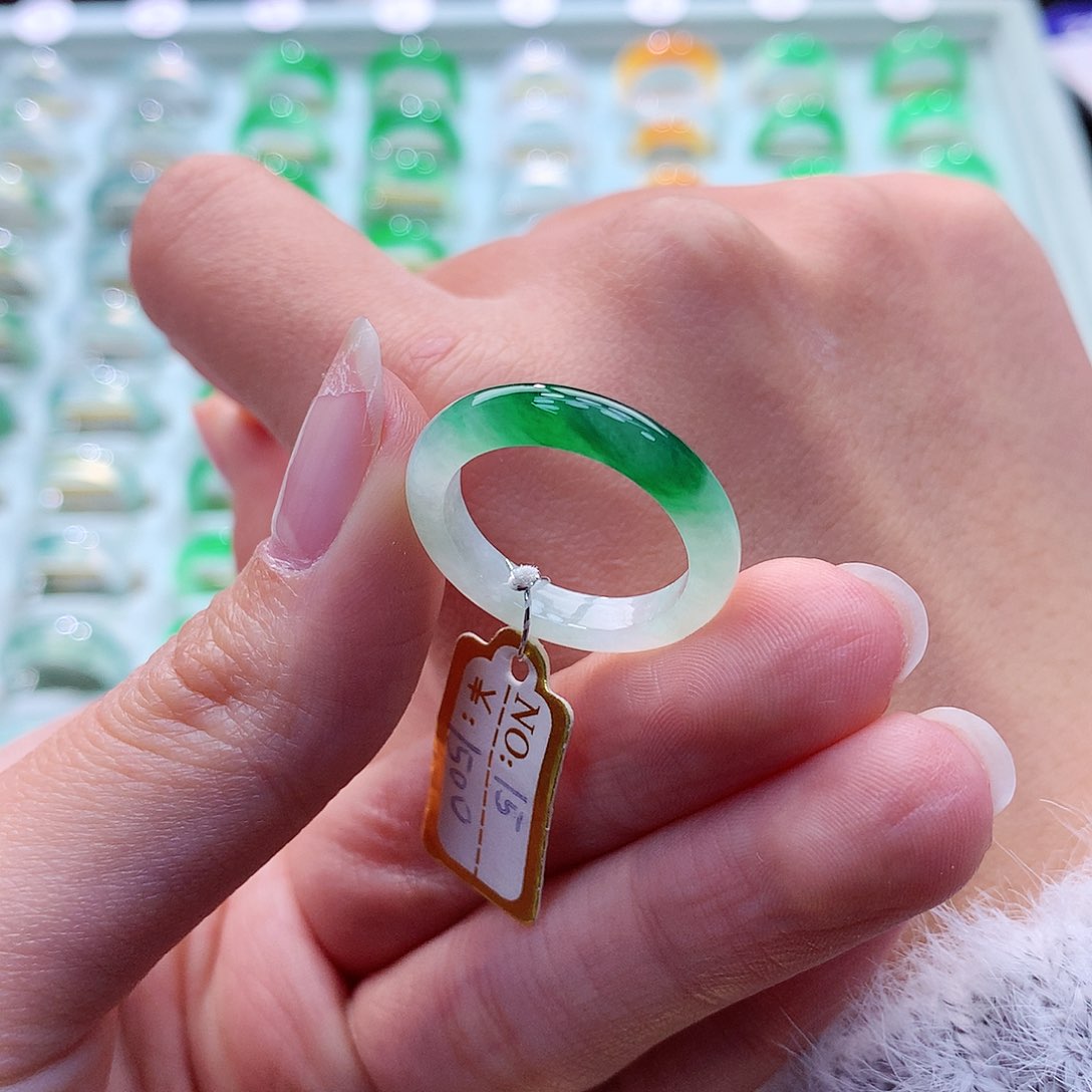 翡翠戒指未镶嵌15号