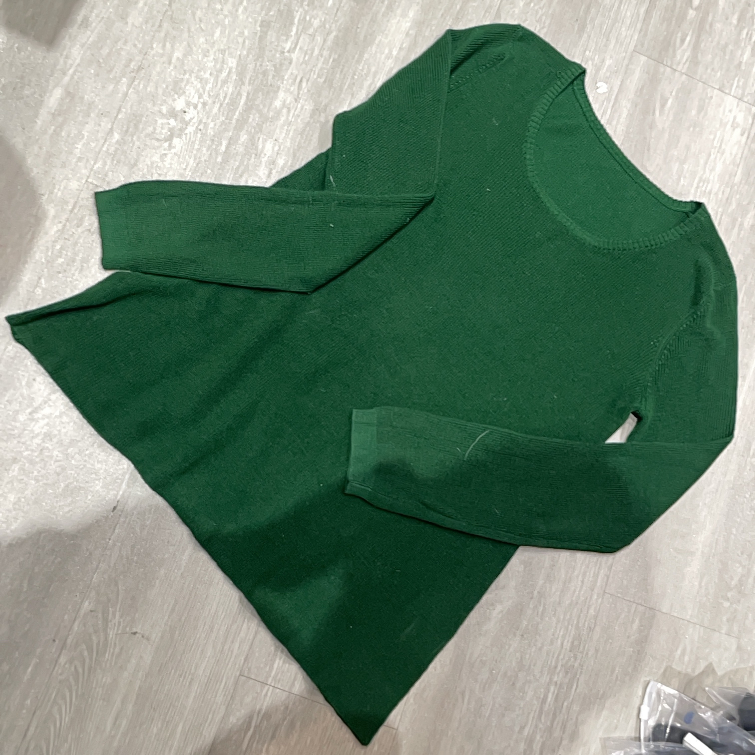 圆领祖母绿秋冬透气纯色长袖针织打底衫（颜色轻微差别）-果梓177