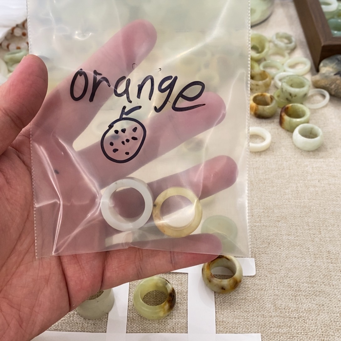 O****蛇纹石玉未镶嵌戒指