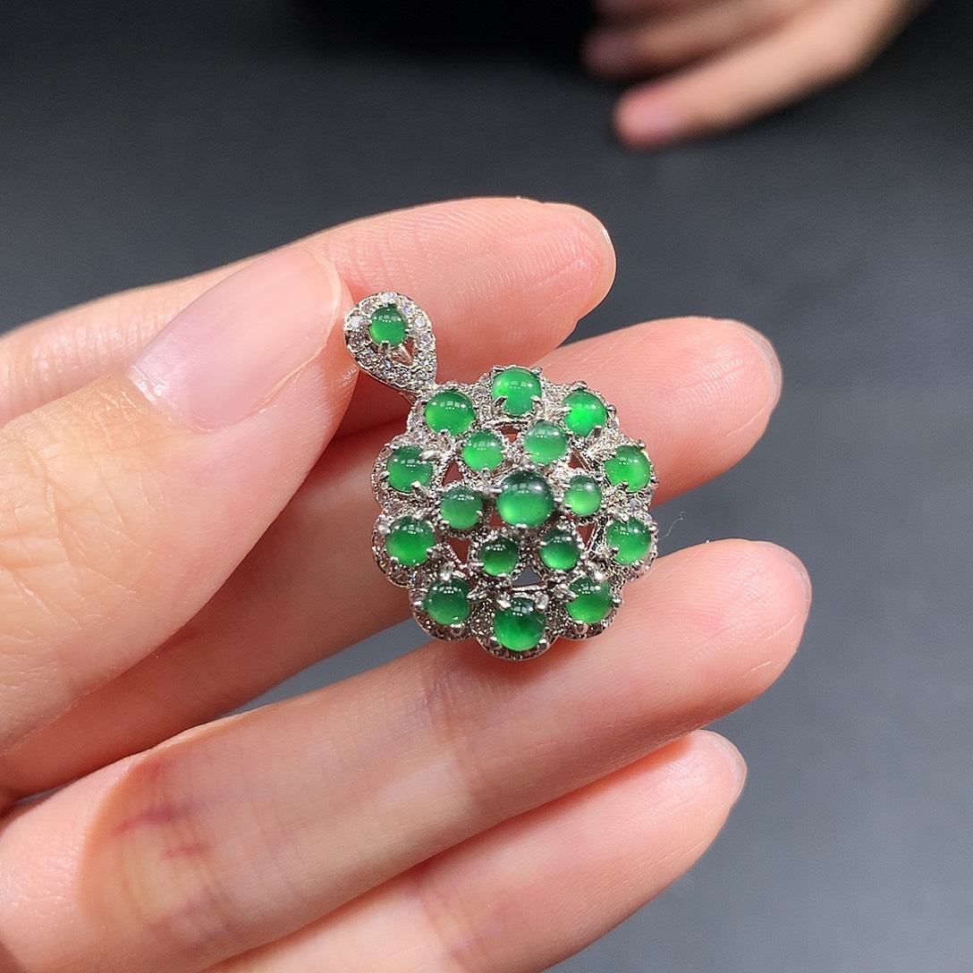 未镶嵌戒指翡翠翡翠