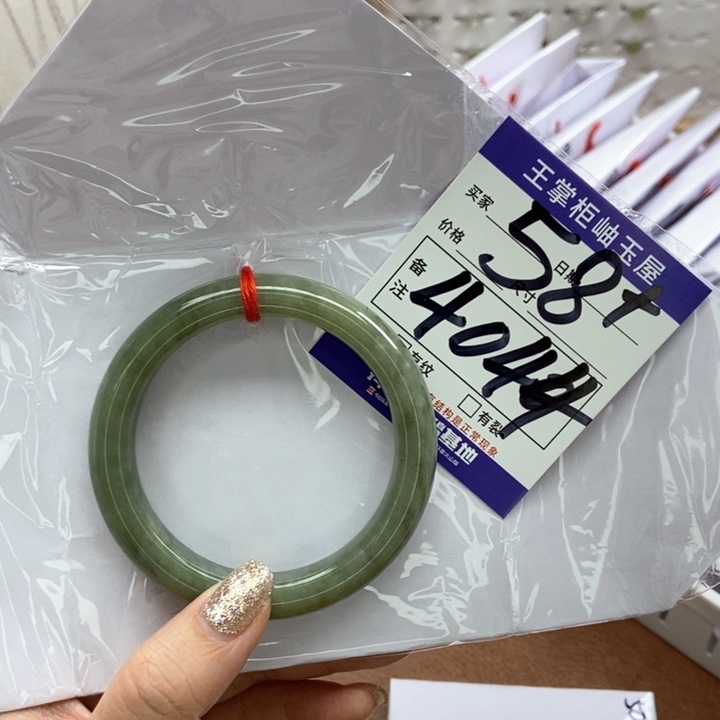 和田玉手镯手镯未镶嵌