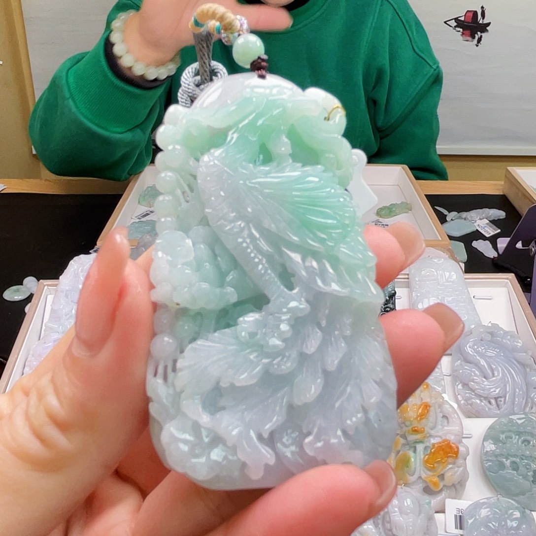 翡翠吊坠(不含链)未镶嵌