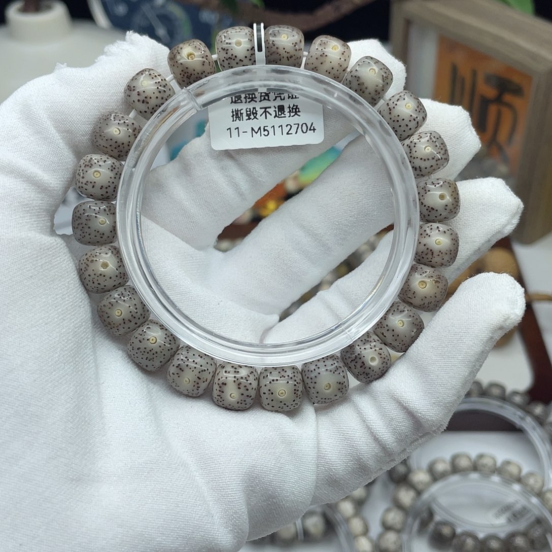 星月菩提手串10×9灰冰月朗星稀同枝M9