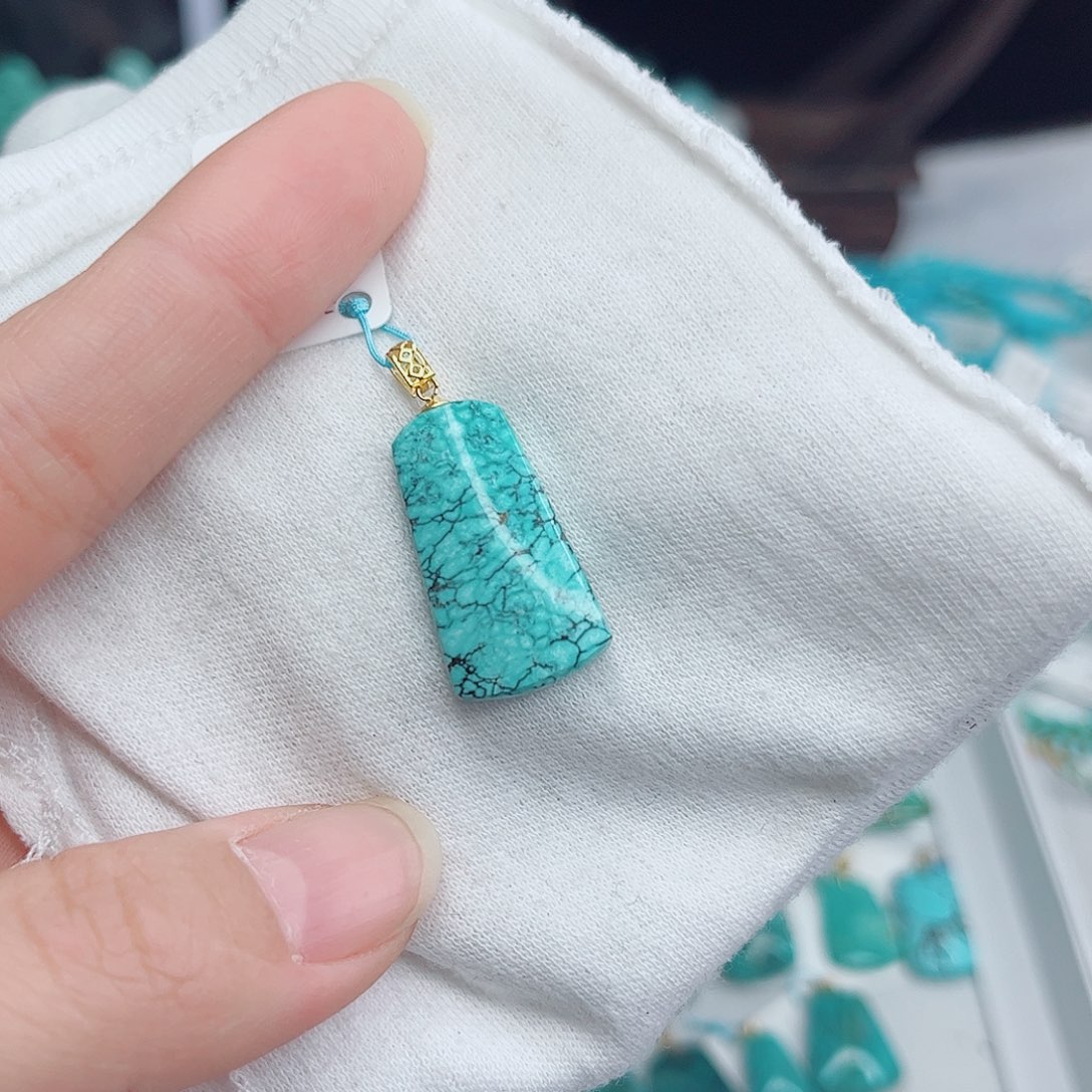 绿松石18K金镶嵌绿松石