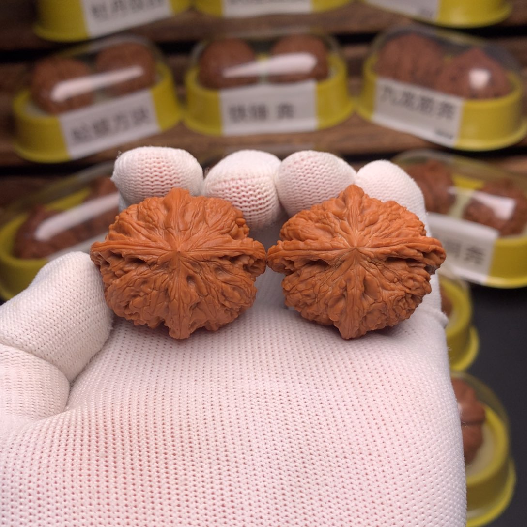 文玩核桃吊坠清*满天星四棱