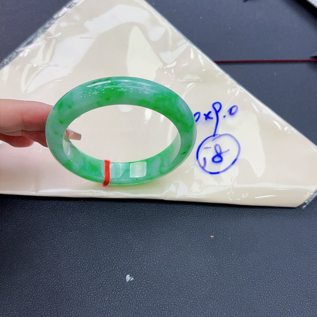 翡翠手镯未镶嵌梅*天然缅甸A货翡翠