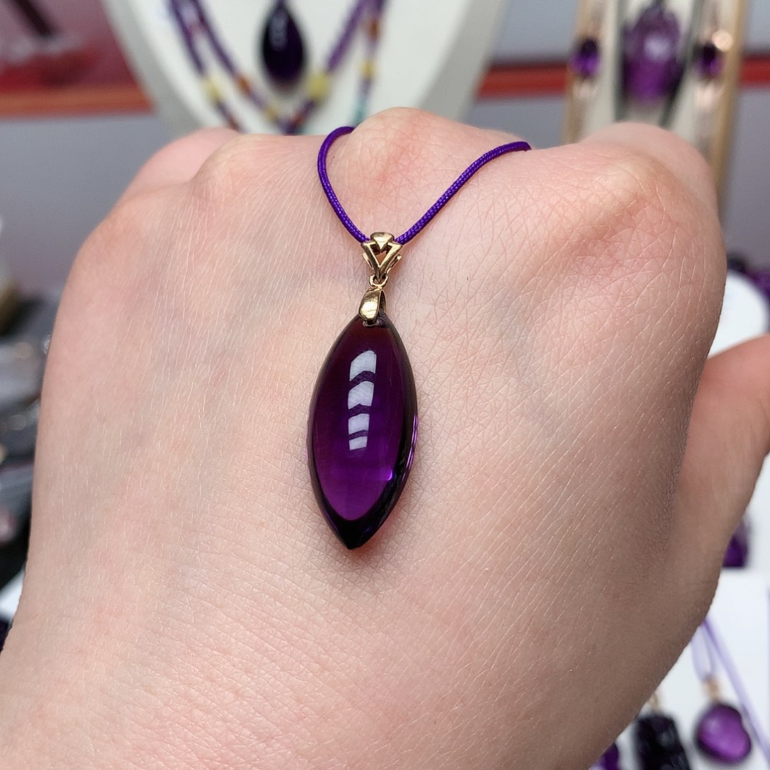 紫晶吊坠(赠链)18K金镶嵌