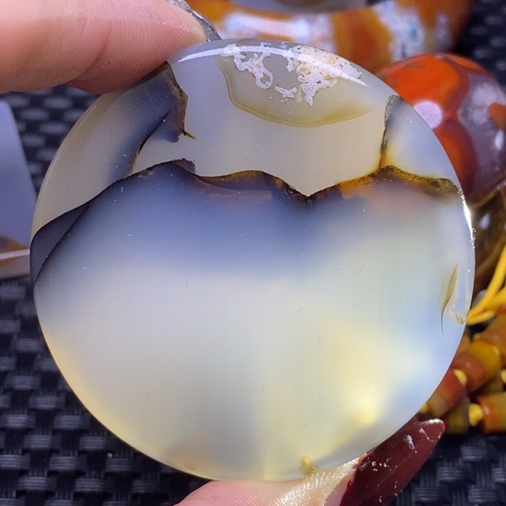 玛瑙/玉髓颈饰未镶嵌