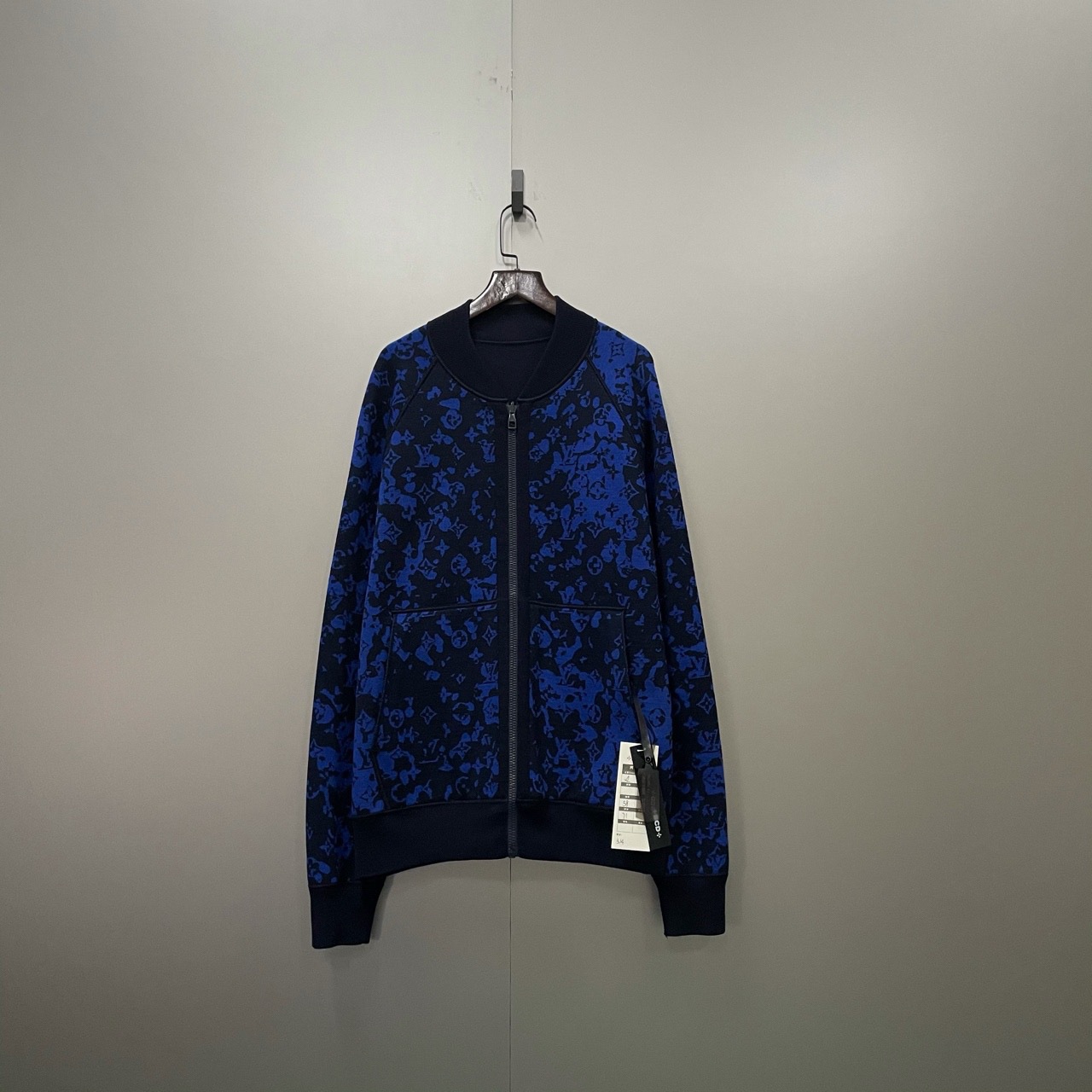 95新 LouisVuitton/路易威登 (ll) 迷彩双面穿着外套 XL码/100106