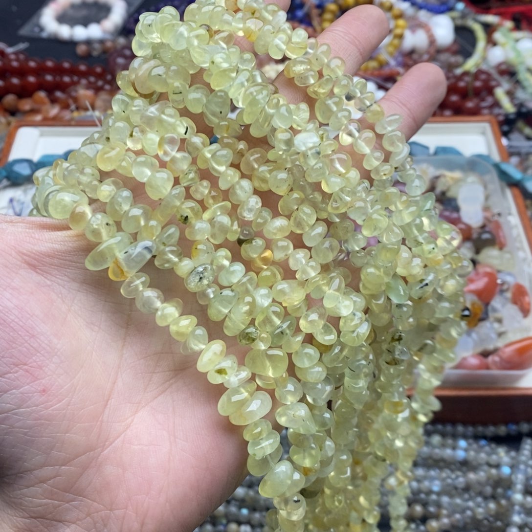 玛瑙/玉髓未镶嵌珠宝半成品一条天然黄葡萄石随行8mm