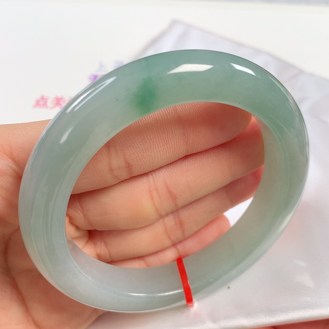 翡翠手镯未镶嵌 正圈①②①