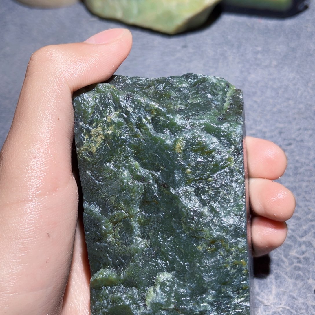 和田玉（糖玉）未镶嵌珠宝奇石