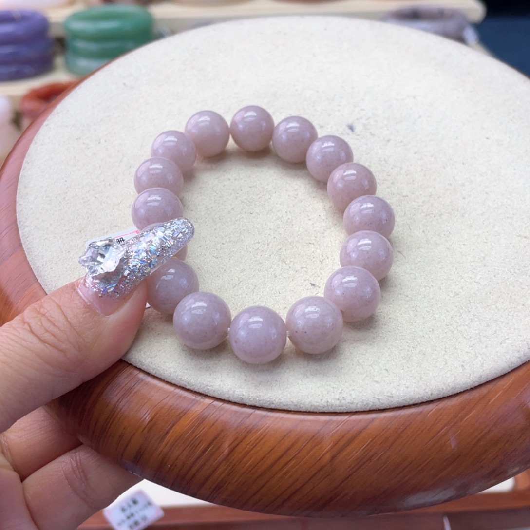 小***狸石英岩玉未镶嵌手镯