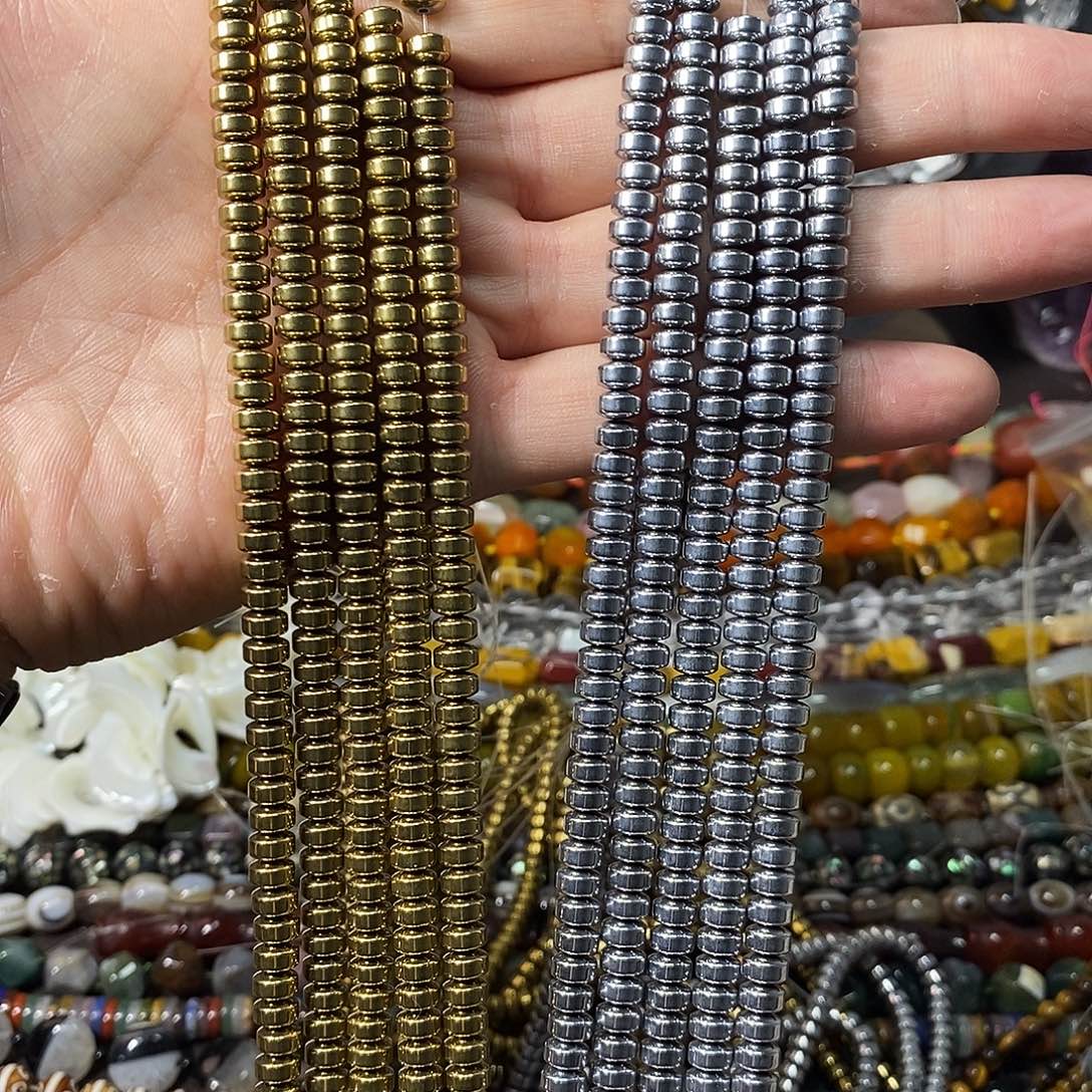 石英质玉未镶嵌，2条黑胆石飞碟隔片6mm，