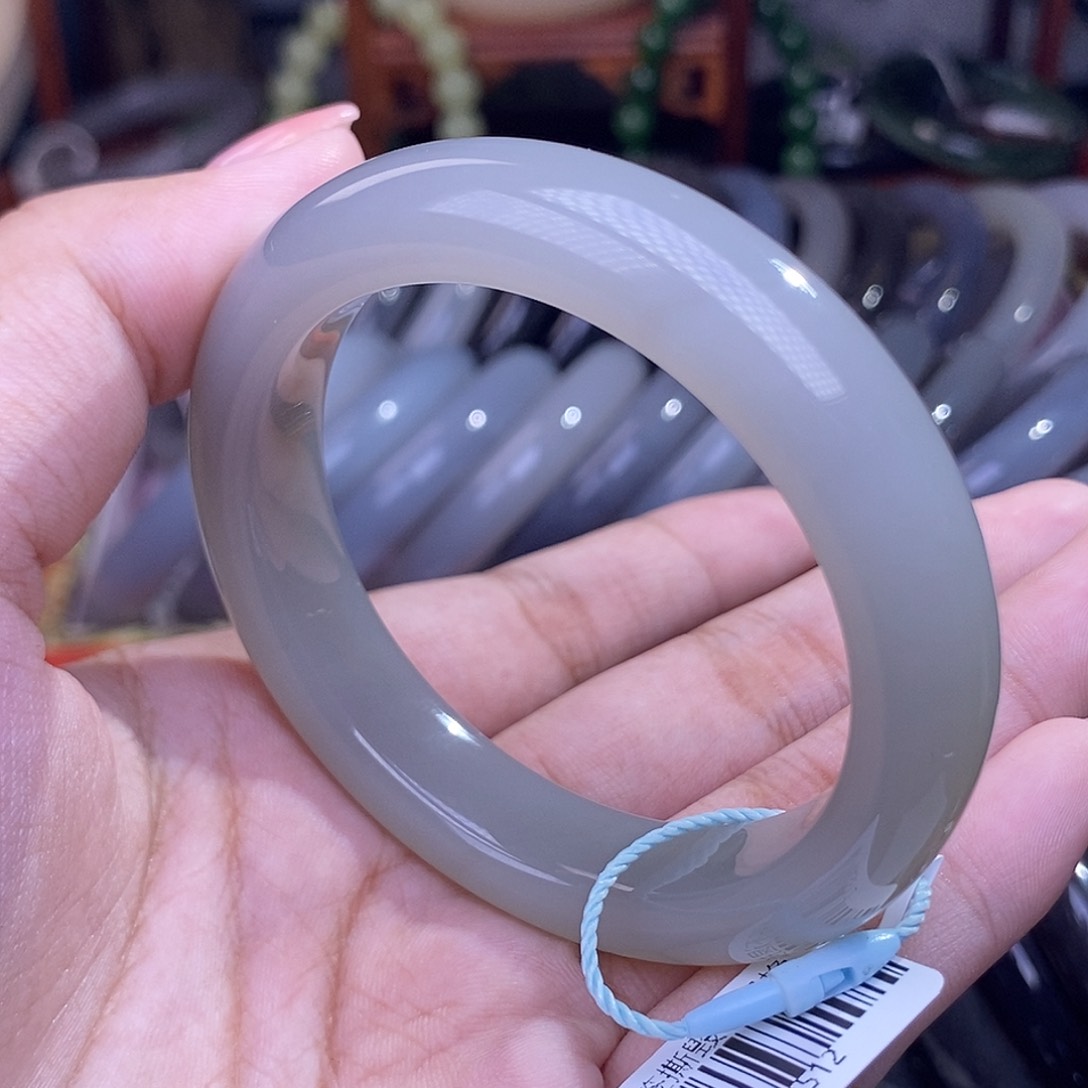 和田玉清货价烟紫冰底手镯52.7未镶嵌