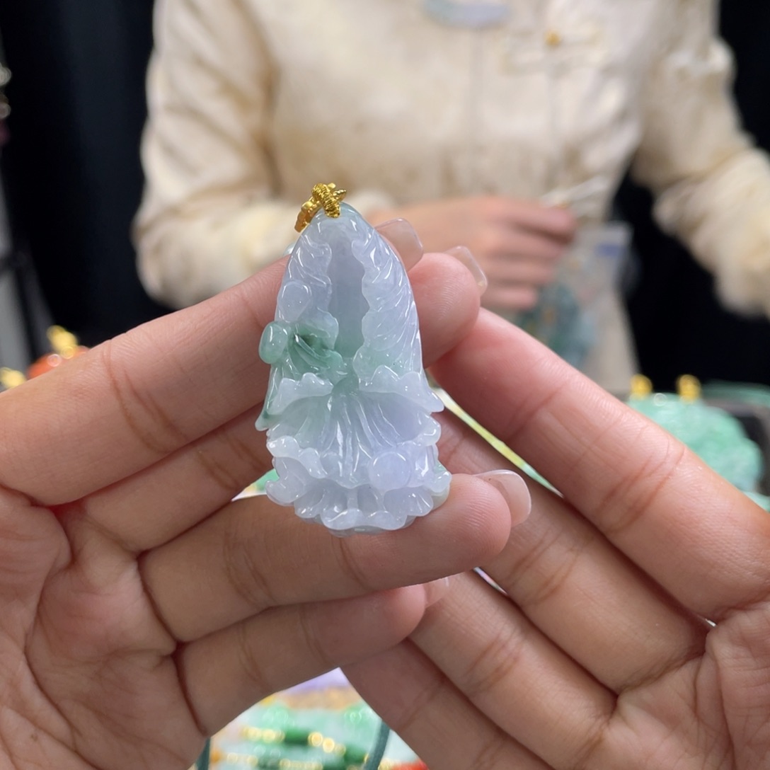 翡翠颈饰未镶嵌代编织