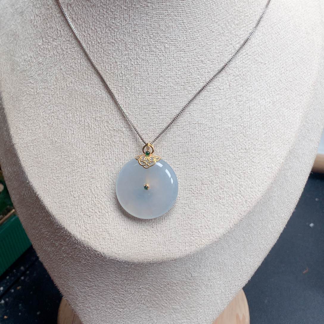 【闪购商品】翡翠颈饰未镶嵌22555599888800