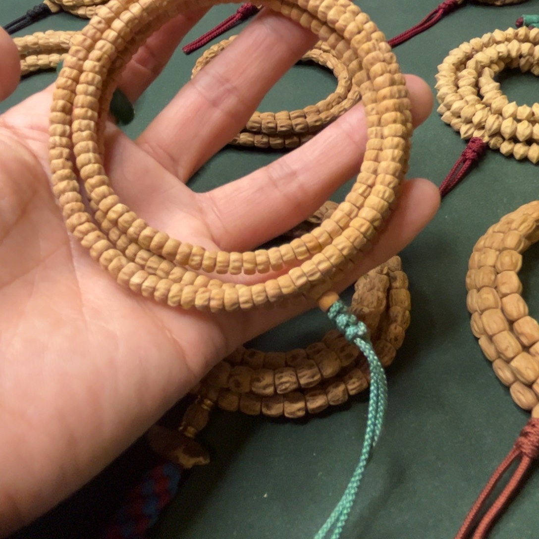 柏香籽/百香籽手串龙脊药片