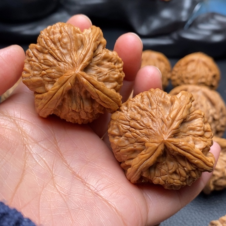 文玩核桃吊坠三棱43尺