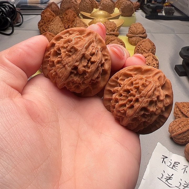 大叶紫檀（黑酸枝木类）宫灯