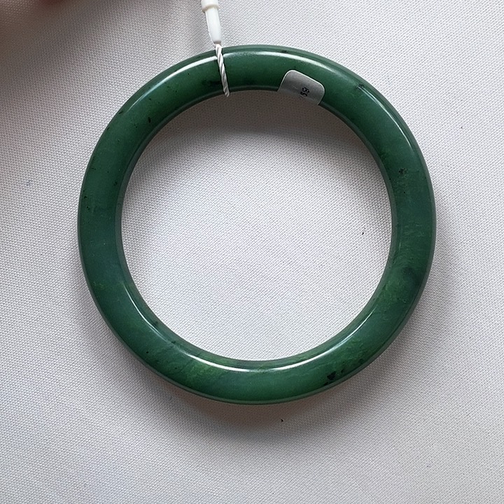 和田玉手镯未镶嵌唯**蚀