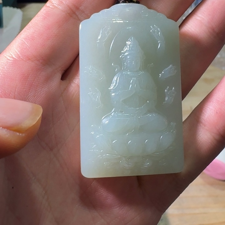 未镶嵌和田玉（糖玉）挂件