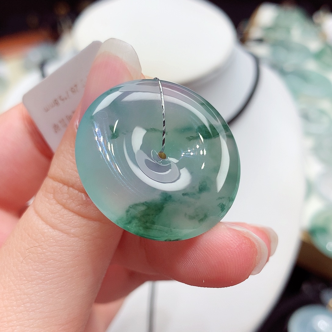 颈饰未镶嵌翡翠翡翠137，28.7/5.8