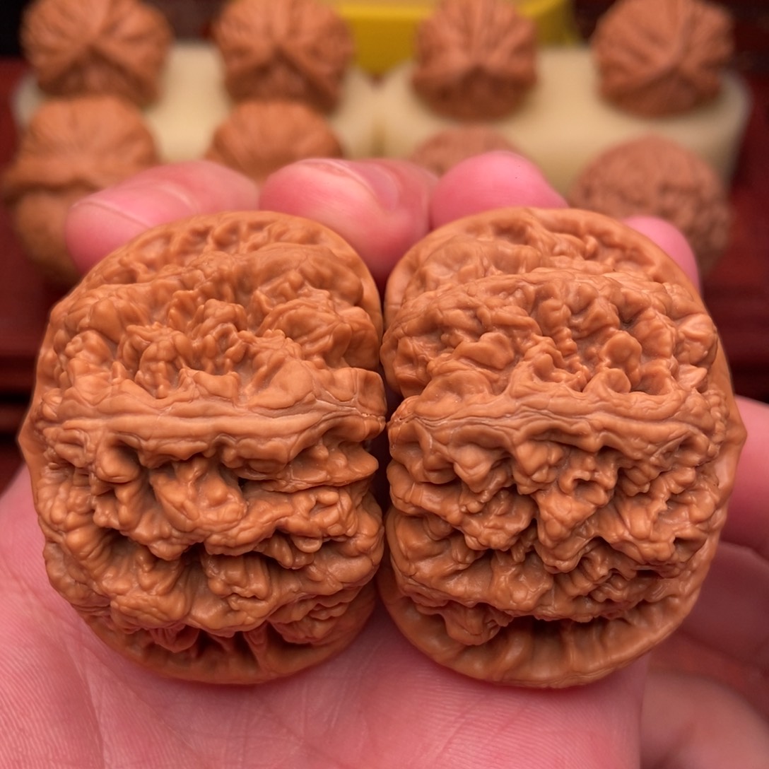 桃核把件镇店毕业大粗筋50