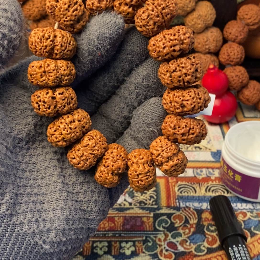 金刚菩提吊坠洋**。22+23夹板