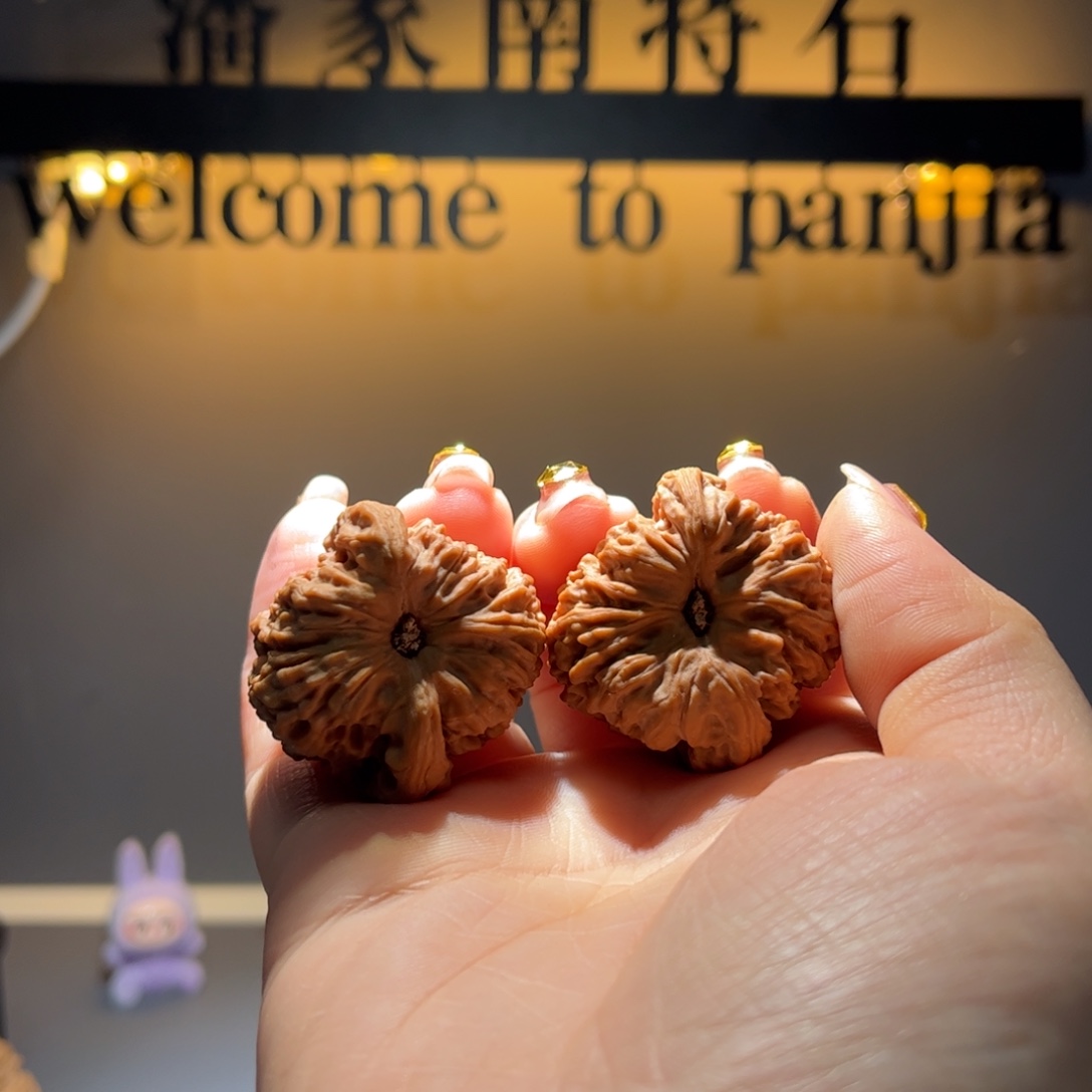 E***.文玩核桃吊坠南将