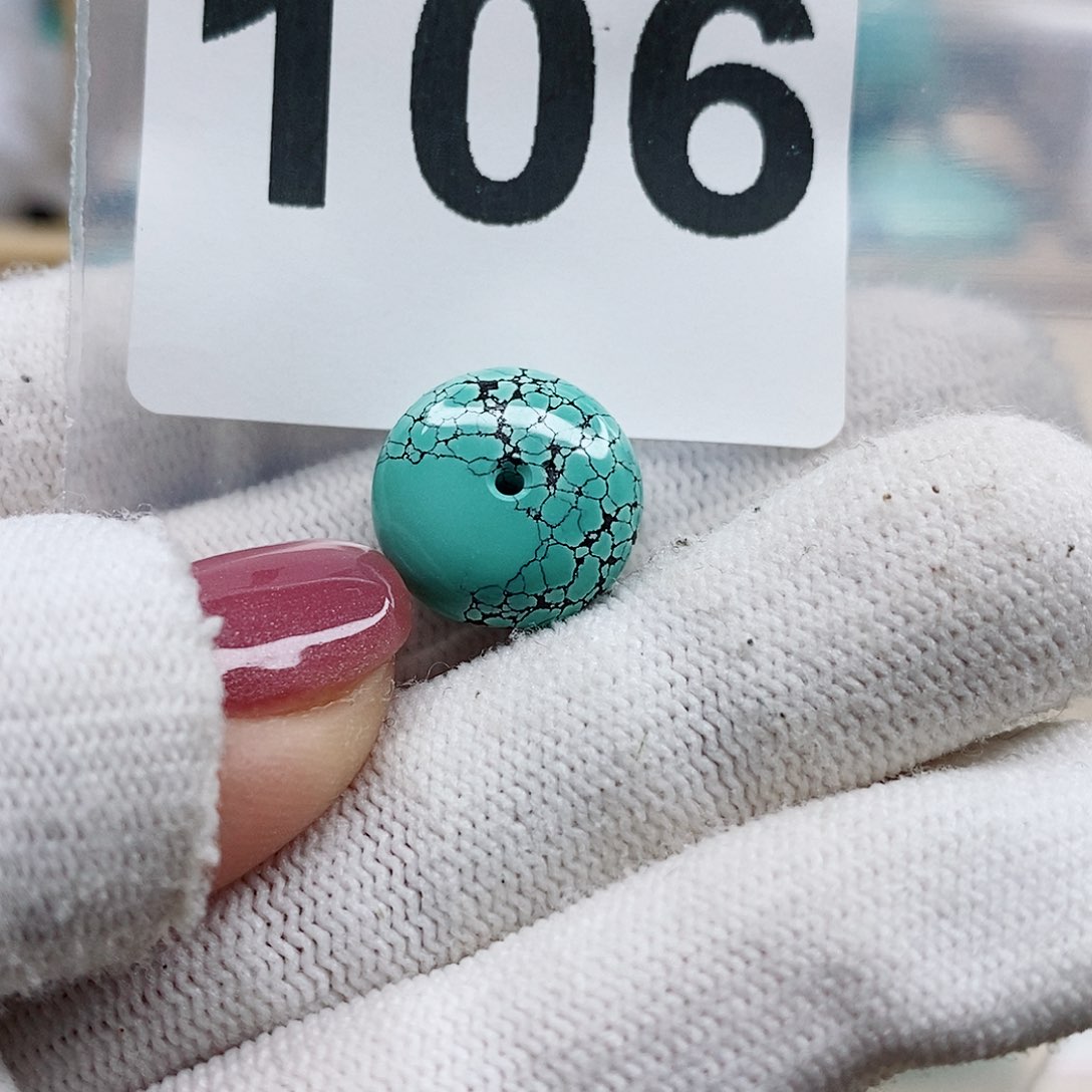 绿松石颈饰未镶嵌