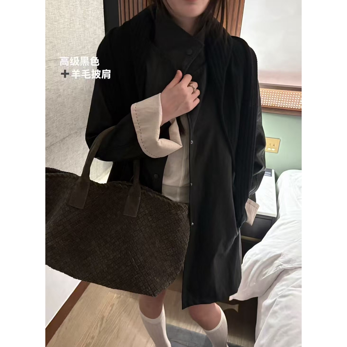6655 东大门时尚百搭翻领单排扣撞色PU皮风衣中长款披肩外套女