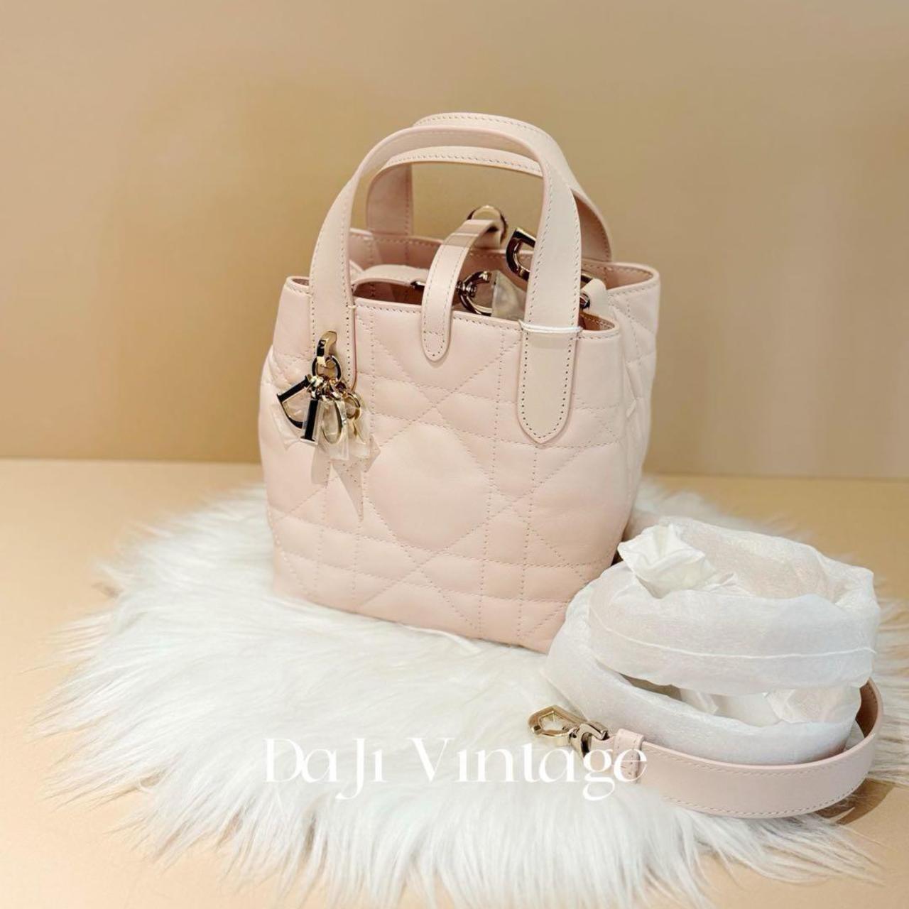 99新 DIOR/迪奥 24期免息/大吉中古/字母吊坠土著小号胭脂粉色