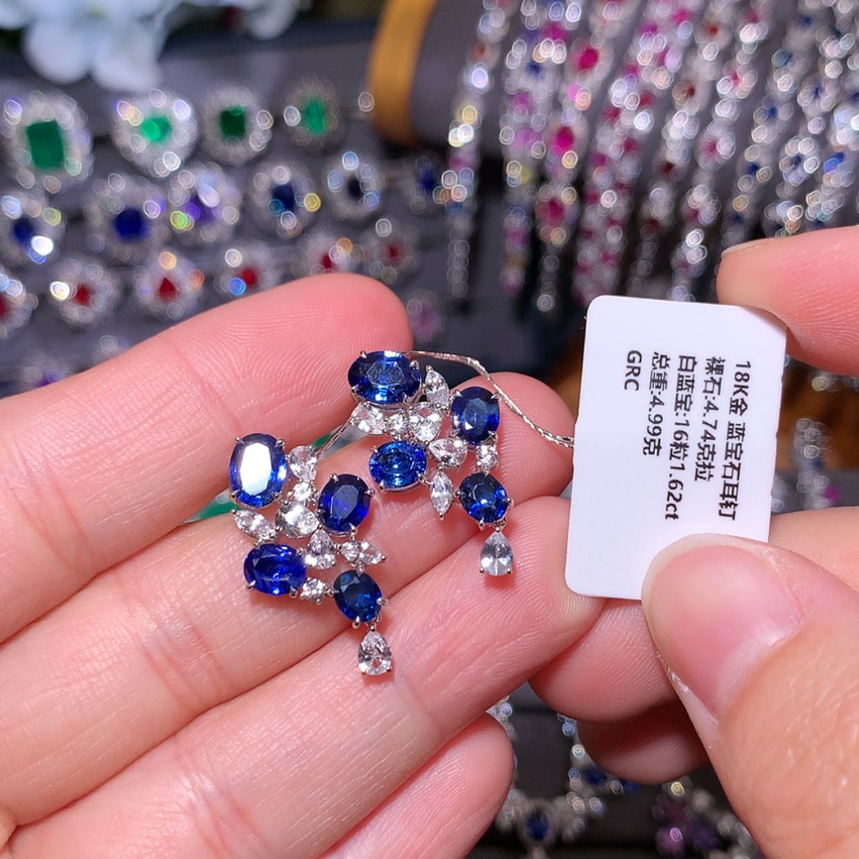 【闪购商品】蓝宝石耳钉18K金镶嵌