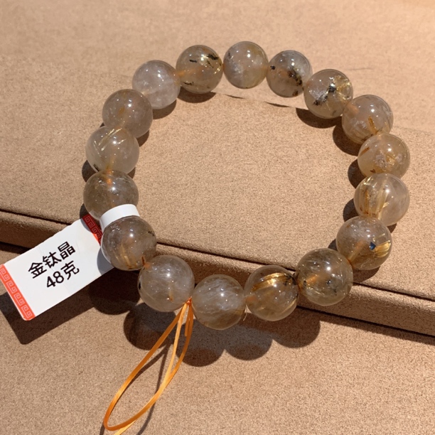 1001  金钛手串48克