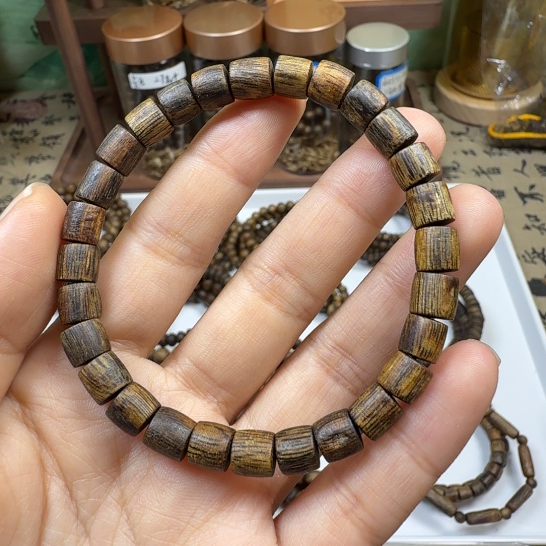 沉香碎屑沉香卡7随行单圈