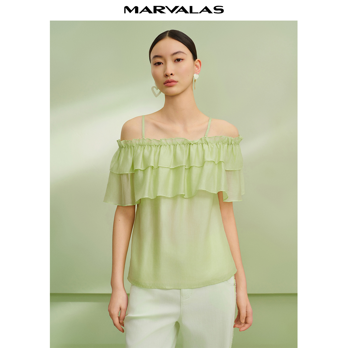 【羊羊专属】曼德诗甜美法式气质蕾丝拼接上衣一字肩时尚M314104151