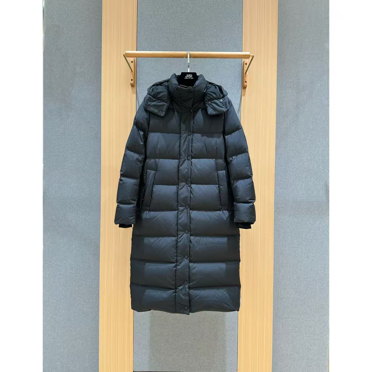 JISI 连帽多格绗线长款羽绒服-YR24530