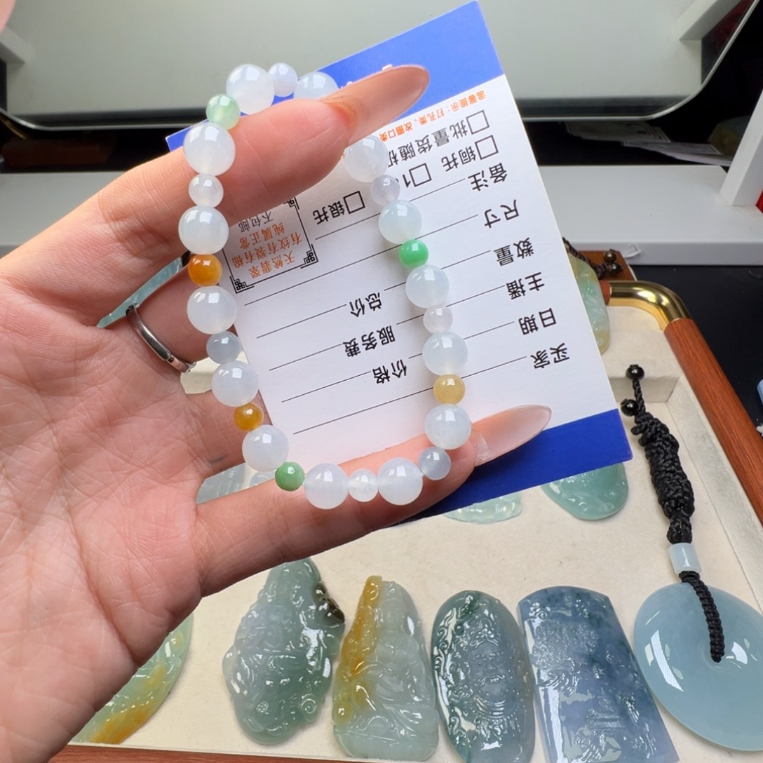 翡翠未镶嵌颈饰缅甸翡翠