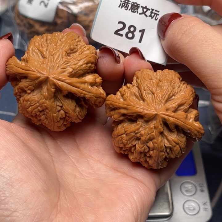 文玩核桃把件雪*飞粗筋48.281