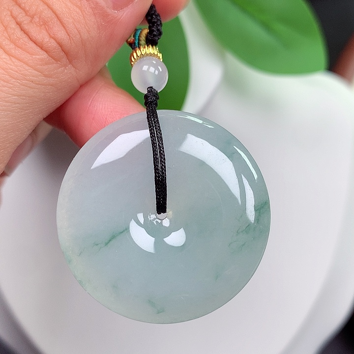 颈饰未镶嵌翡翠平安扣 34x6.3mm