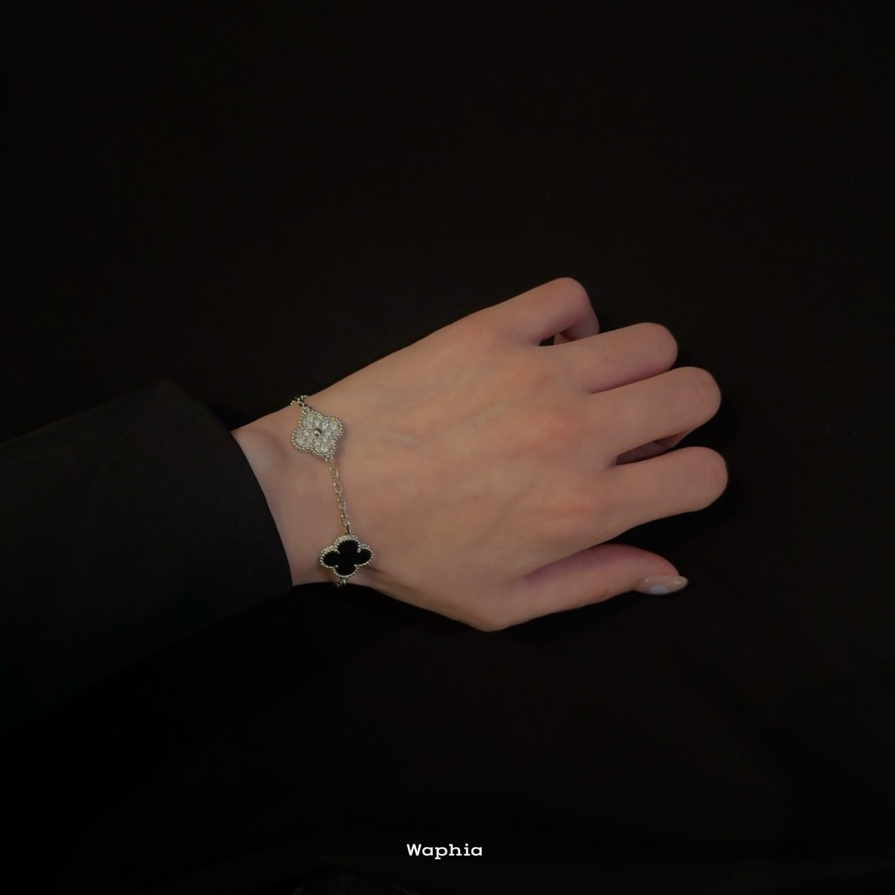 合金手链 Waphia设计师款气质经典时尚【熊猫五花间钻手链】  VC016